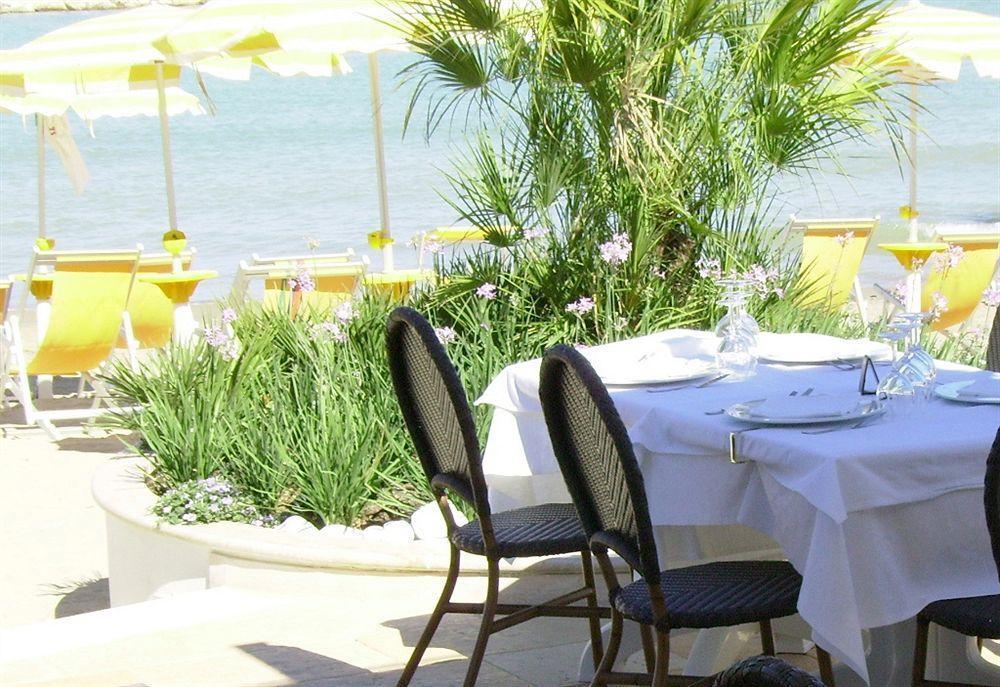 Hotel La Perla Cupra Marittima Luaran gambar